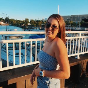 Meet your Posher, Amanda